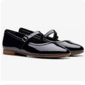 Clarks  Black Patent  Leather Mary Jane's Contour Cushion Size 9